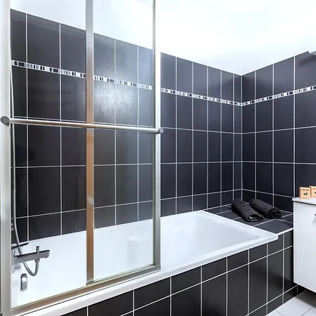 Triplex Cosy A 20min Des Champs Elysees Дом отдыха