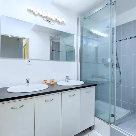 Ferienhaus Triplex Cosy A 20min Des Champs Elysees *