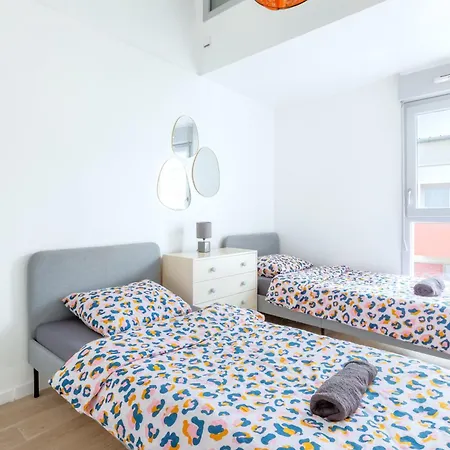 Triplex Cosy A 20min Des Champs Elysees Дом отдыха